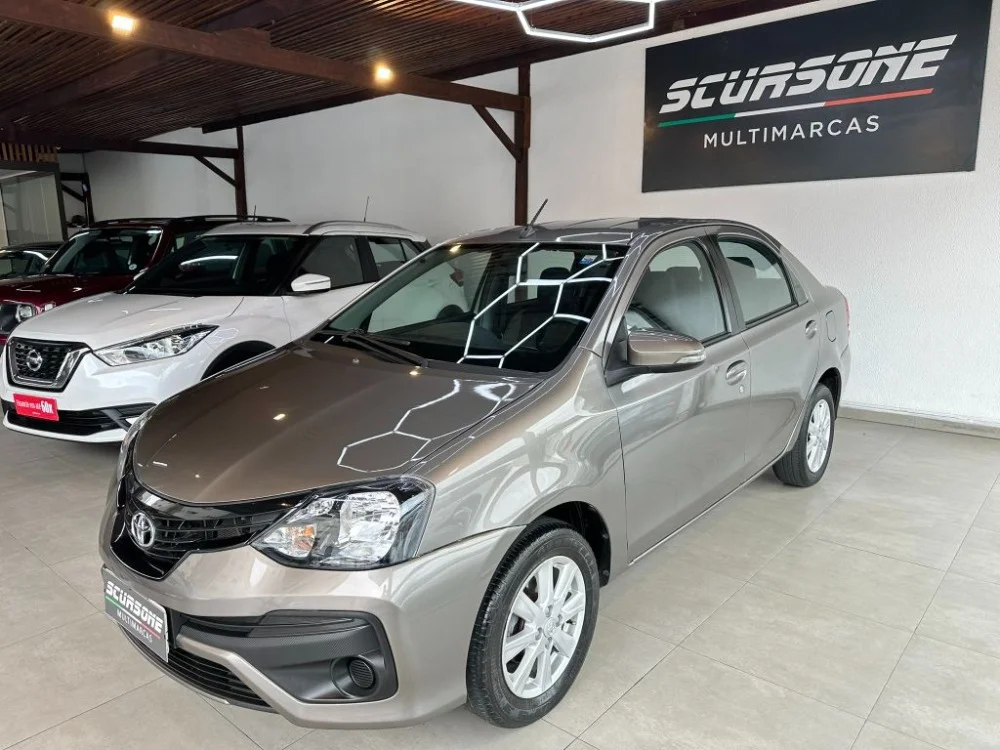 Toyota ETIOS X Plus Sedan 1.5 Flex 16V 4p Mec.