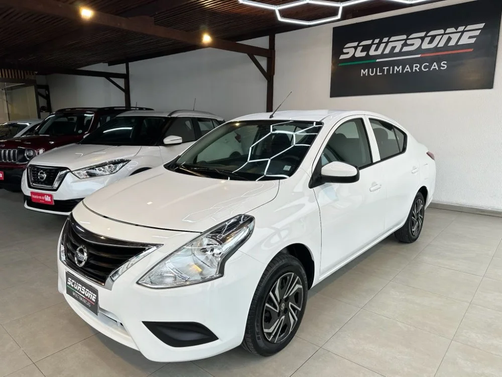 Nissan VERSA 1.0 12V FlexStart 4p Mec.